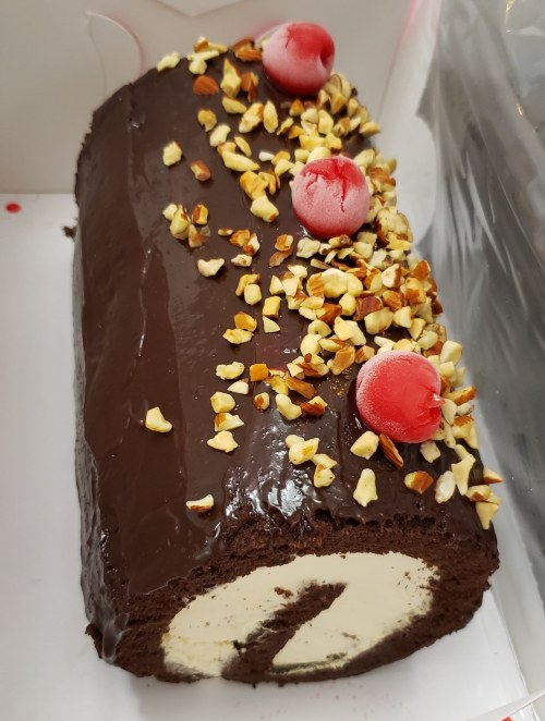 ice cream cake roll